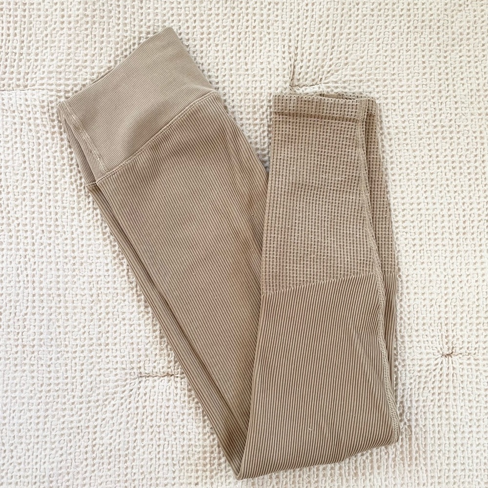 Aerie Offline High Waisted Ribbed Leggings